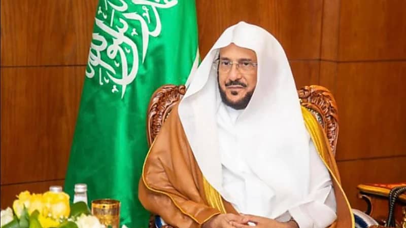 "آل الشيخ" يفتتح برامج خادم الحرمين للتفطير في إندونيسيا