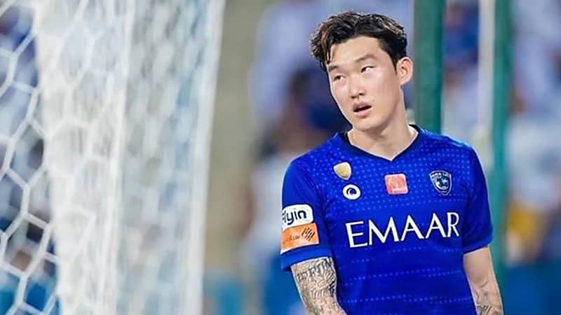 الكشف عن حجم إصابة مدافع الهلال ومدة غيابه عن الملاعب 