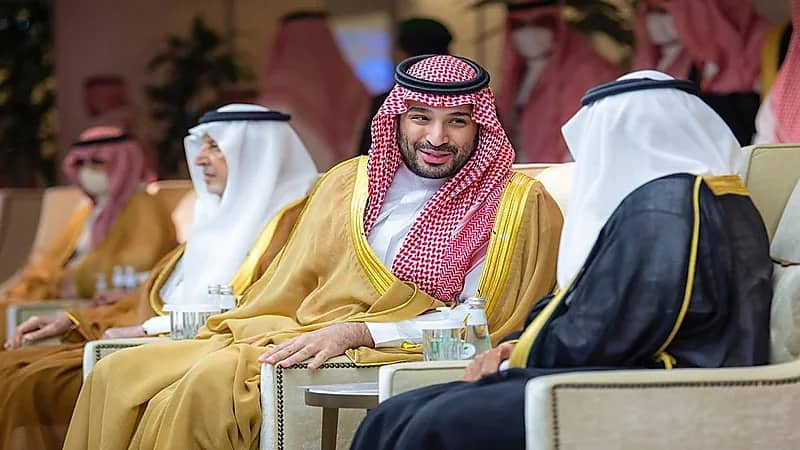 بالفيديو.. لحظة وصول ولي العهد إلى ملعب نهائي كأس الملك