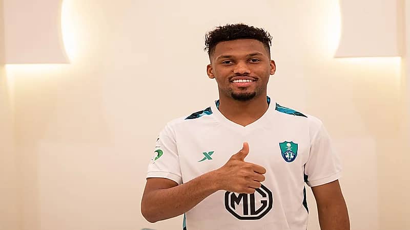 إصابة أحد لاعبي الأهلي قبل مواجهة النصر