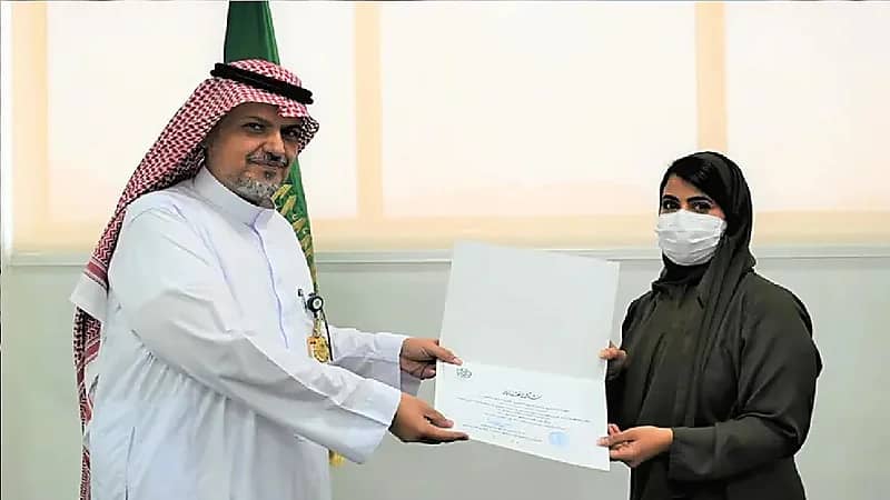 ممرضة تنقذ حياة شاب تعرض لحادث مروع في المدينة المنورة