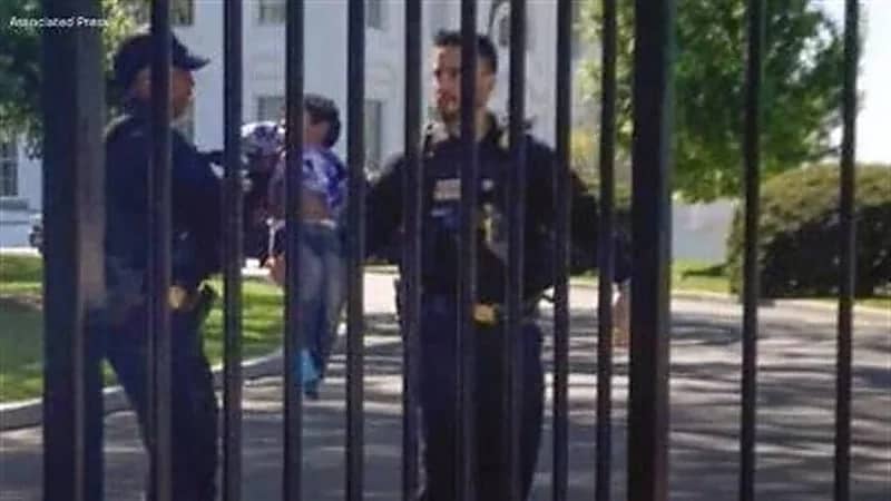 طفل يقتحم البيت الأبيض ويصبح أصغر المتسللين