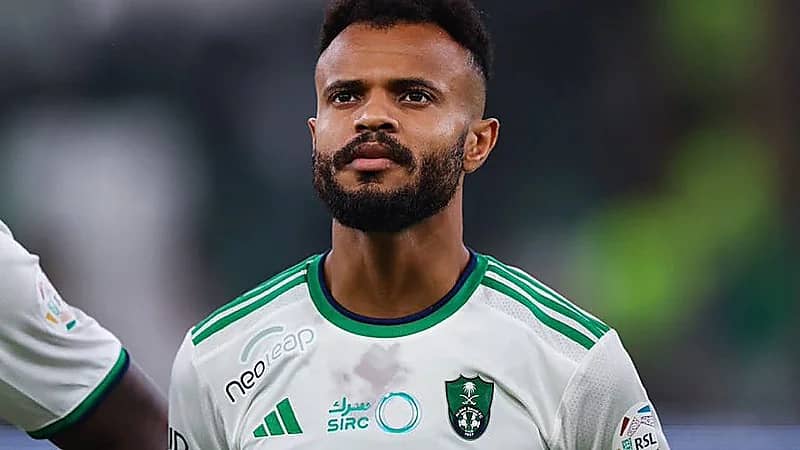 نجم الأهلي يبدأ التأهيل وينتظر إذن الطبيب
