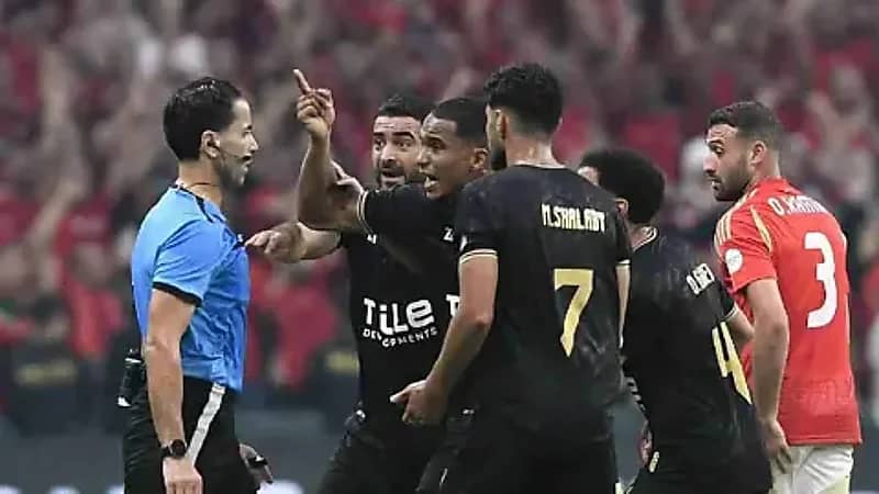 غضب عارم في صفوف الزمالك المصري بعد عقوبات الكاف