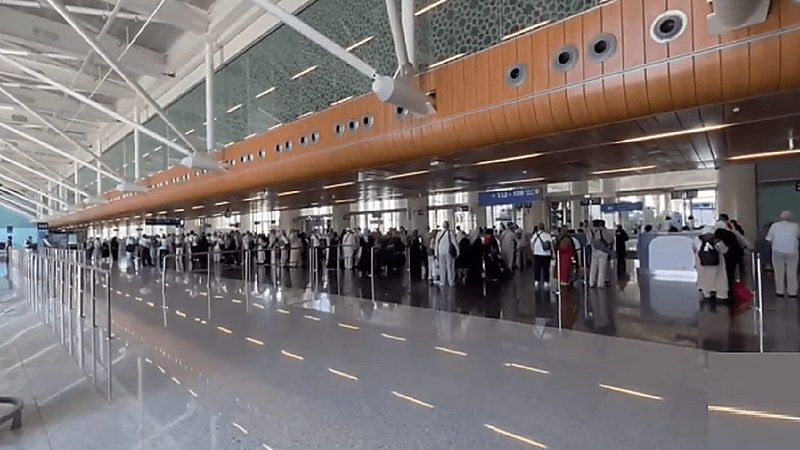 بالفيديو.. وصول دفعة من حجاج تركيا إلى المدينة المنورة