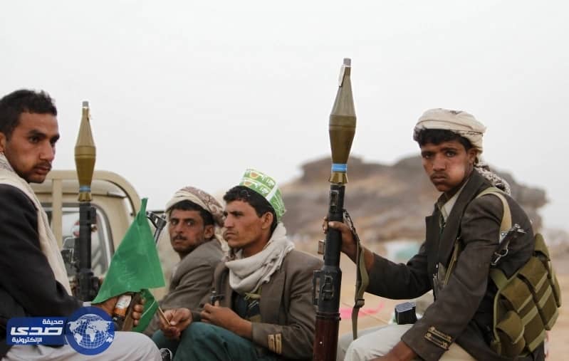 مصرع واصابة العشرات عقب سقوط صاروخ حوثي في سوق شعبي بمأرب