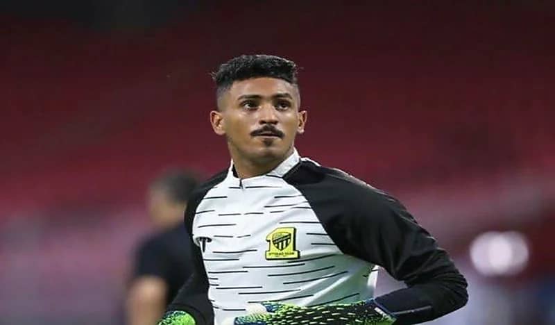 الاتحاد يعتزم تجديد عقد فواز القرني بعد تلقيه عرض من الشباب 