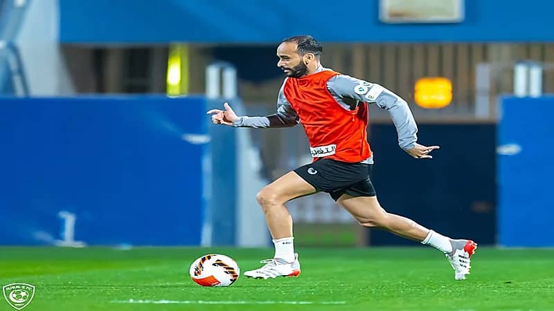 بالصور.. الهلال يواصل تدريباته استعدادا لاستئناف منافسات الموسم الرياضي