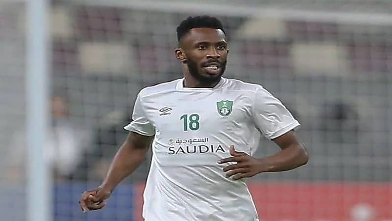 الأهلي يستعيد خدمات عبسي 