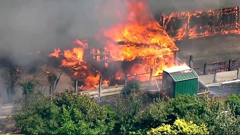 بسبب الحر الشديد.. لندن تعلن الطوارئ لمواجهة عشرات الحرائق