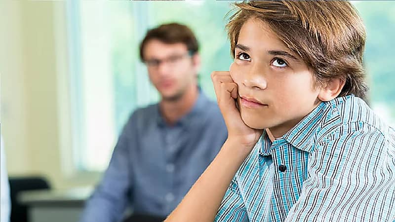 بالفيديو.. خبير: قول المراهق أنا تعبان نفسيًا يحتاج لوقفة