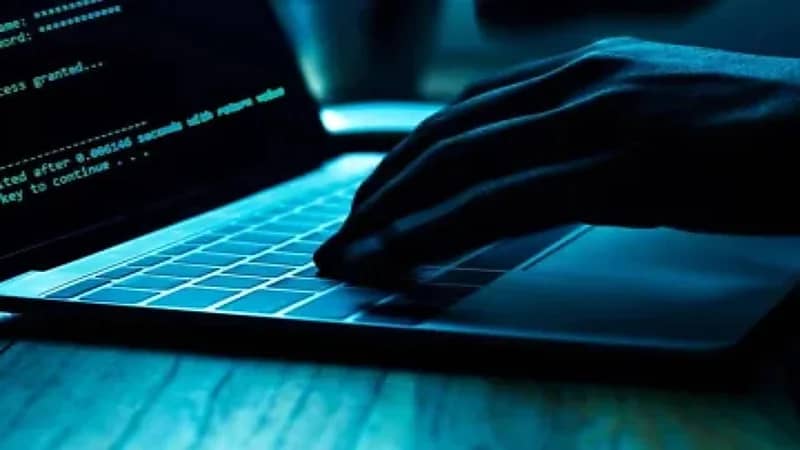 برنامج خبيث يستهدف بطاقات الائتمان ومحافظ العملات الرقمية