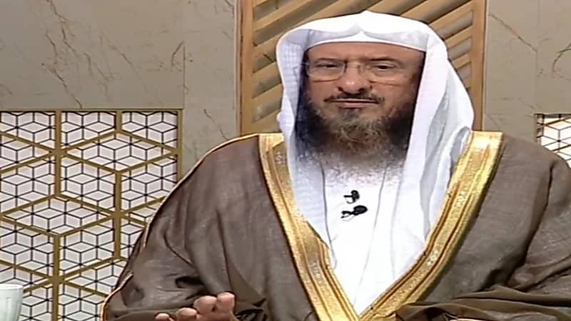 فيديو.. هل يجتمع الأقارب سويا يوم القيامة؟ وهل يُشفعون لبعضهم؟..  سليمان الماجد يجيب