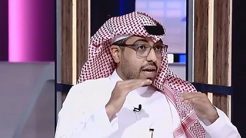 بالفيديو .. استشاري يكشف عن أعراض شائعة لانحراف العمود الفقري عند الأطفال