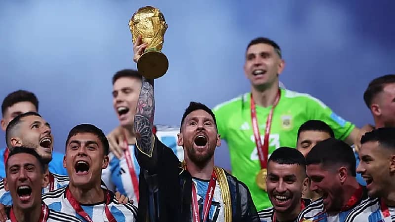 من غراندولي حتى قطر.. ميسي ينشر فيديو لقصة حياته