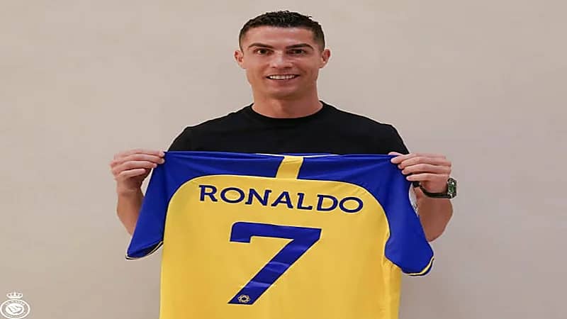 الكشف عن موعد وصول رونالدو للرياض