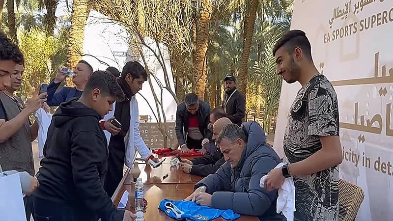 بالفيديو .. نجوم الكرة الإيطالية يلتقون بالجماهير في الدرعية