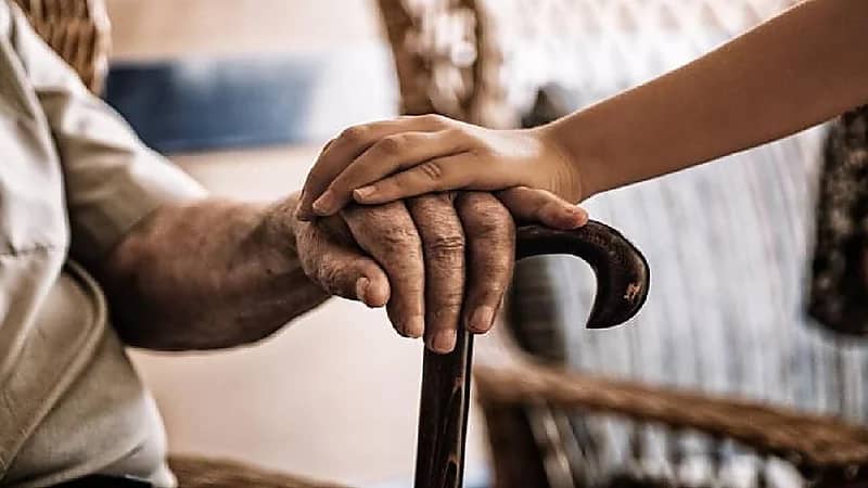 بالفيديو ..  نصائح لكبار السن للحفاظ على صحتهم النفسية