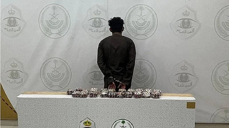 القبض على مواطن بحوزته 3150 قرصاً خاضعاً للتداول الطبي بجازان