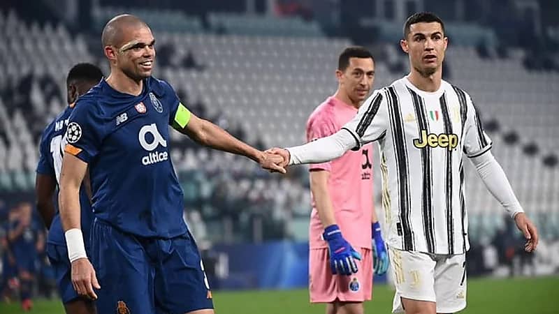 النصر يتفق شفهياً مع بيبي