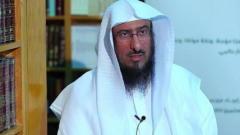 "الماجد" يوضح موقف الزوجة صاحبة الدخل المستقل من زكاة الفطر