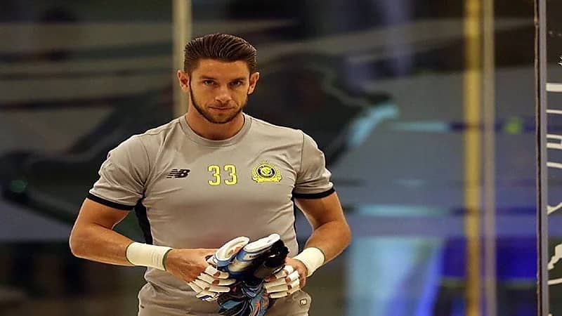 حارس النصر السابق يُعلن اعتزاله