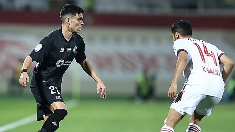 4 أندية تتنافس على محترف الهلال