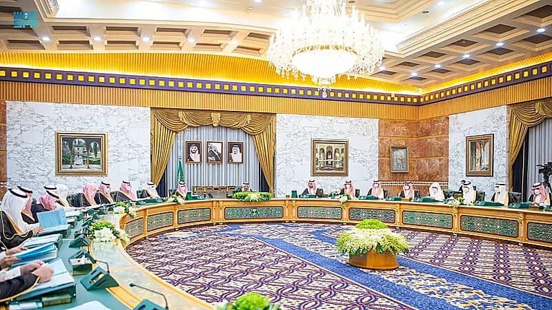 مجلس الوزراء يقرر تعديل المادة 15 من نظام الكليات العسكرية وإلغاء المادة 18