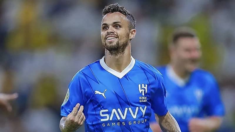 كورنثيانز يسعى لضم ميشايل