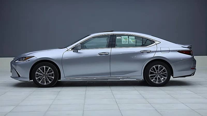 مواصفات وسعر لكزس ES350 A A ستاندر 2023