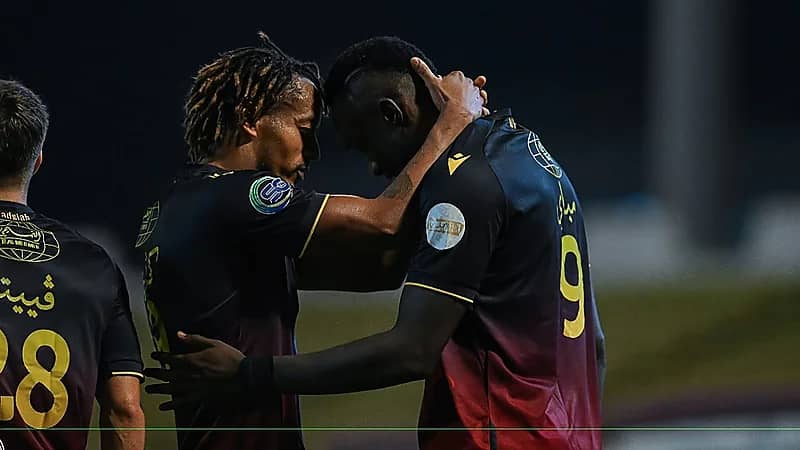 القادسية يسعى لضم لاعبين عالميين