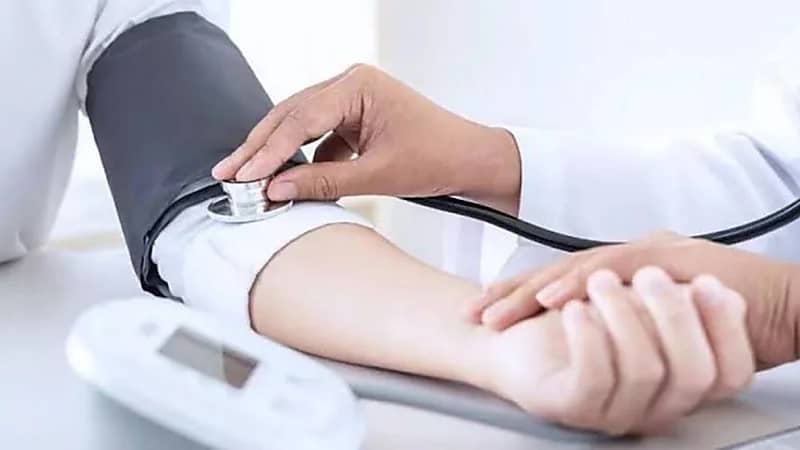 النمر يوضح أسباب ارتفاع ضغط الدم رغم تناول العلاجات