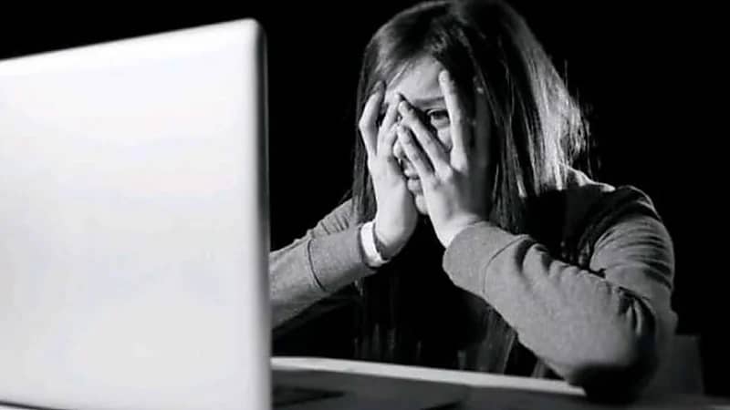 فضيحة جنسية تطال 50 طالبة بعد نشر صورهن بـ "الذكاء الاصطناعي"