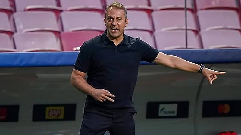 "يويفا" يفرض عقوبة قاسية على برشلونة بسبب فليك