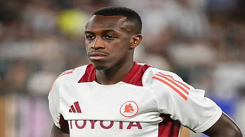 سعود عبدالحميد يرفض العودة لدوري روشن ويجذب اهتمام أندية أوروبية