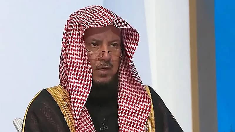 الشيخ السليمان: دفع الكفارة واجب على ملاك الإبل المتسببة بحوادث مميتة.. فيديو