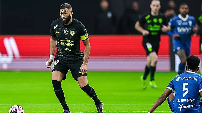 رئيس نادي ليون : نُرحب بعودة بنزيما