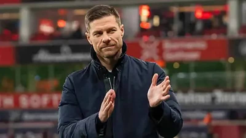 تشابي ألونسو يرد على أنباء ترشيحه لتدريب ريال مدريد