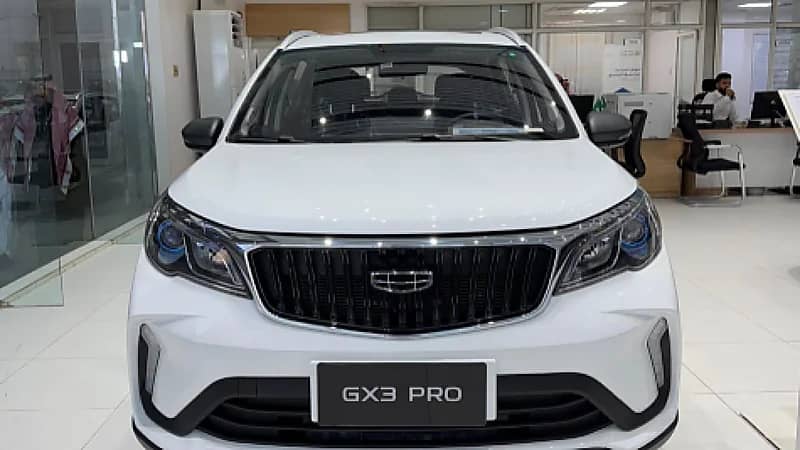 سعر ومواصفات سيارة جيلي GX3 برو 2025