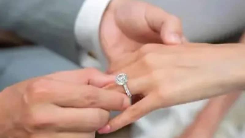 محتال يتزوج 8 فتيات في وقت واحد