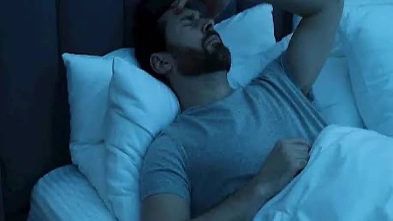 3 أسباب تجعل الشخص يشعر بالتعب الشديد فور الاستيقاظ من النوم ..فيديو