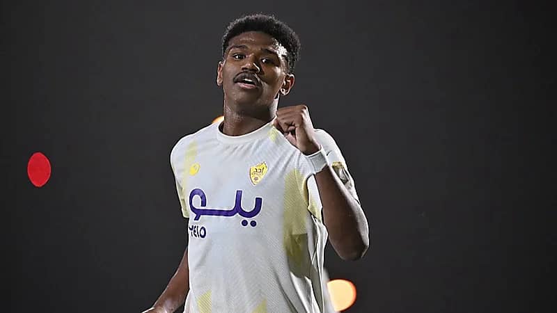 العلا يسعى للتعاقد مهاجم أُحُد