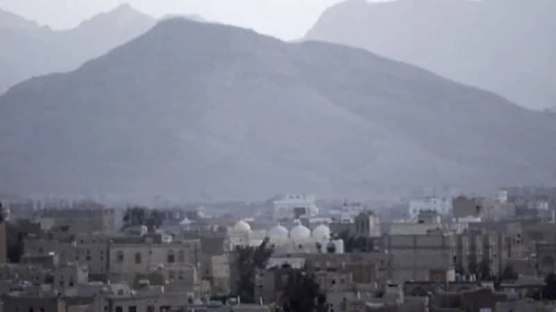 مضطرب نفسياً يرتكب مجزرة في مسجد ويقتل 12 شخصاً