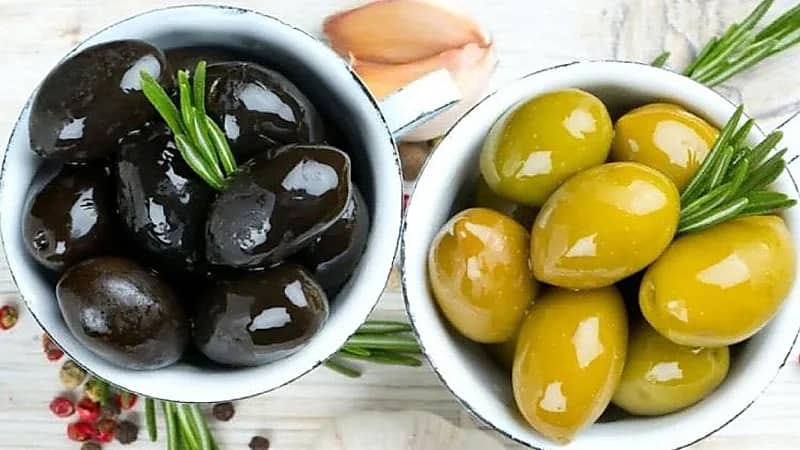 مختصة توضح علاقة تناول الزيتون بزيادة الوزن