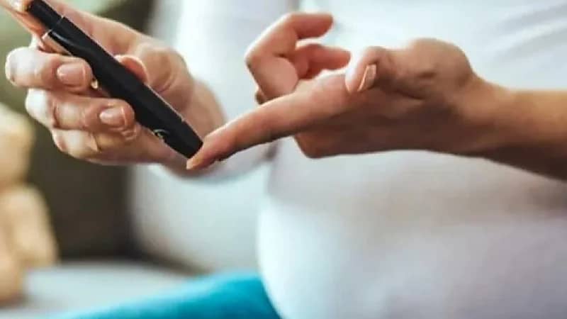 خبراء يوضحون في أي وقت يظهر سكري الحمل عند المرأة