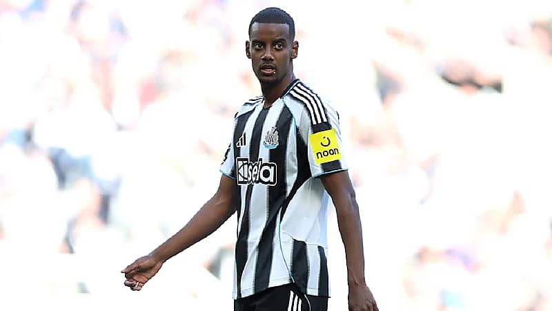 إيزاك يغيب عن نيوكاسل مع اقترابه من ليفربول