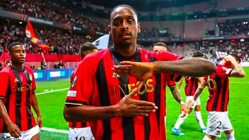 تطورات مفاوضات  الشباب مع لاعب نيس