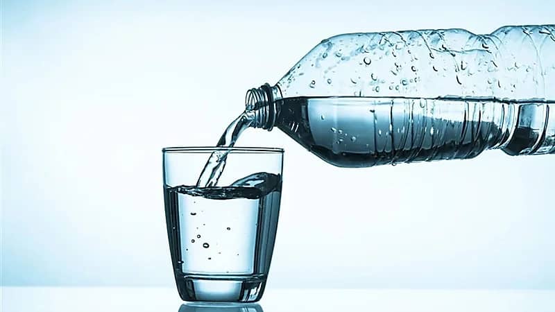 قلة شرب الماء تضاعف استجابة التوتر وترفع مخاطر الإصابة بأمراض مزمنة