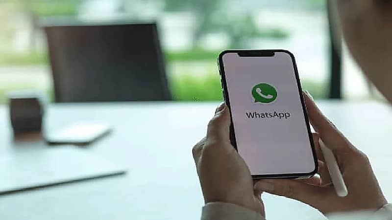 السبع: طريقة حل مشكلة واتساب بعد تحديث iOS 26.. فيديو