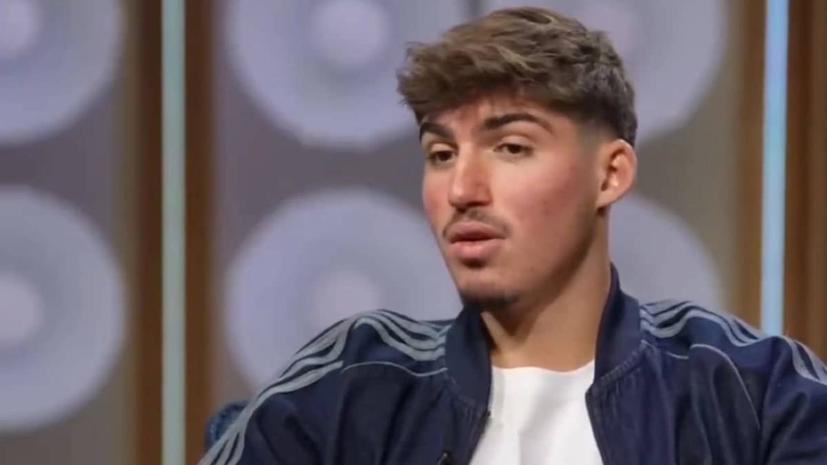 يوسف أكتشيشيك يكشف عن لاعبيه المفضلين .. فيديو